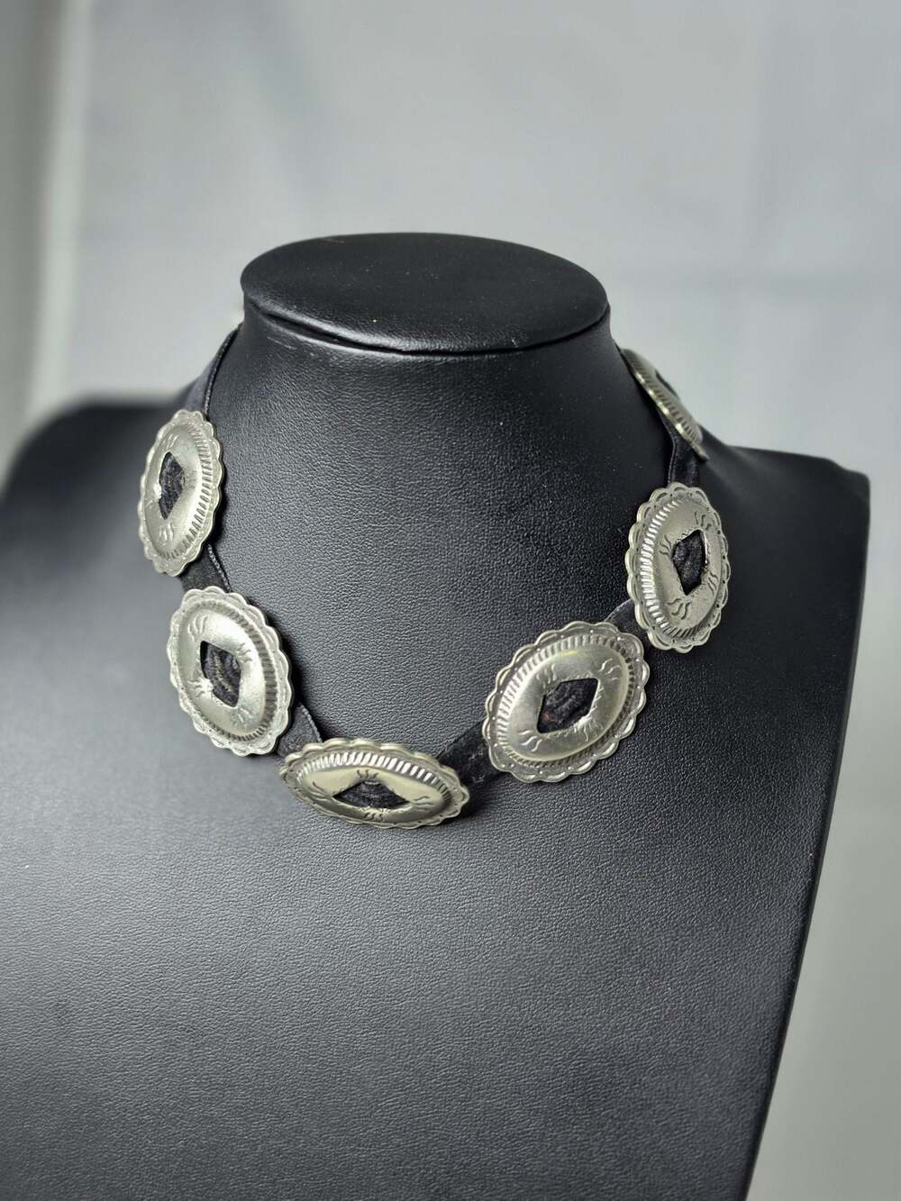 Western Style Oval Concho Choker Necklace with Black Fabric Band